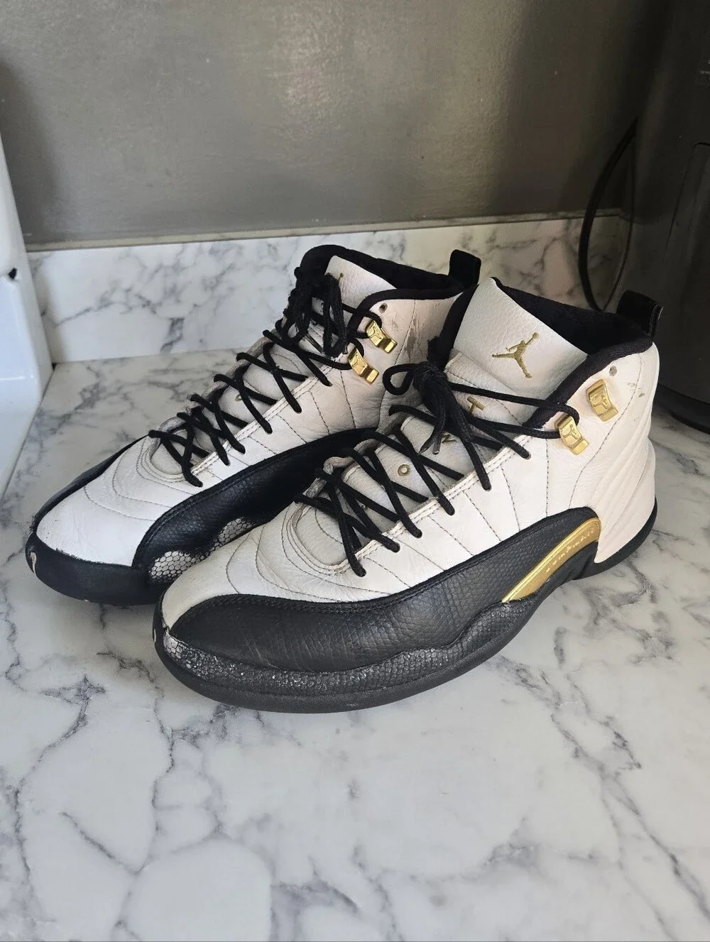 Air jordan 12 retro royalty taxi